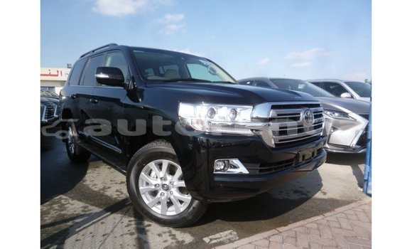 Acheter Import Voiture Toyota Land Cruiser Noir à Import - Dubai, Marquesas