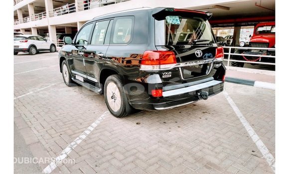 Acheter Import Voiture Toyota Land Cruiser Noir à Import - Dubai, Marquesas Acheter Import Voiture Toyota Land Cruiser Noir à Import - Dubai, Marquesas