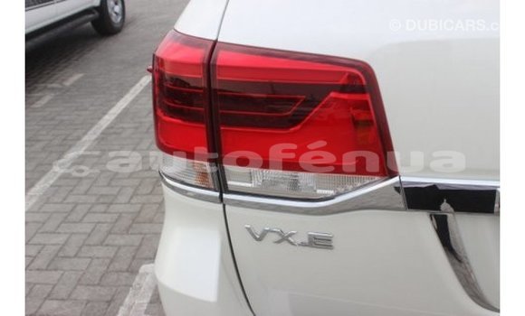 Acheter Import Voiture Toyota Land Cruiser Blanc à Import - Dubai, Marquesas Acheter Import Voiture Toyota Land Cruiser Blanc à Import - Dubai, Marquesas