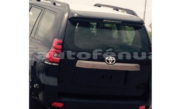 Acheter Import Voiture Toyota Prado Noir à Import - Dubai, Marquesas Acheter Import Voiture Toyota Prado Noir à Import - Dubai, Marquesas