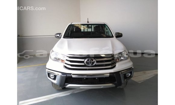 Acheter Import Voiture Toyota Hilux Blanc à Import - Dubai, Marquesas Acheter Import Voiture Toyota Hilux Blanc à Import - Dubai, Marquesas