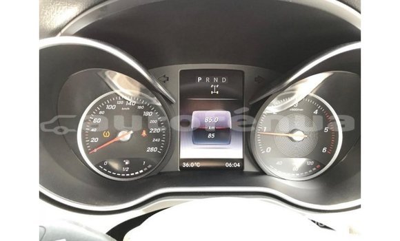 Acheter Import Voiture Mercedes-Benz 250 Bleu à Import - Dubai, Marquesas Acheter Import Voiture Mercedes-Benz 250 Bleu à Import - Dubai, Marquesas