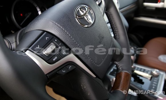 Acheter Import Voiture Toyota Land Cruiser Noir à Import - Dubai, Marquesas Acheter Import Voiture Toyota Land Cruiser Noir à Import - Dubai, Marquesas