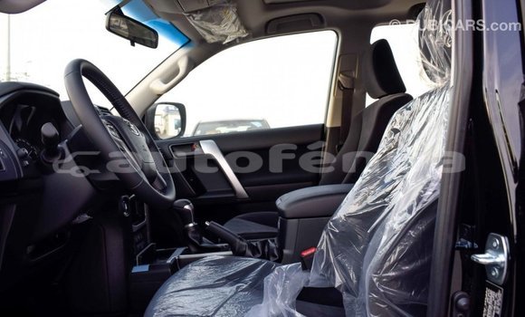 Acheter Import Voiture Toyota Land Cruiser Noir à Import - Dubai, Marquesas Acheter Import Voiture Toyota Land Cruiser Noir à Import - Dubai, Marquesas