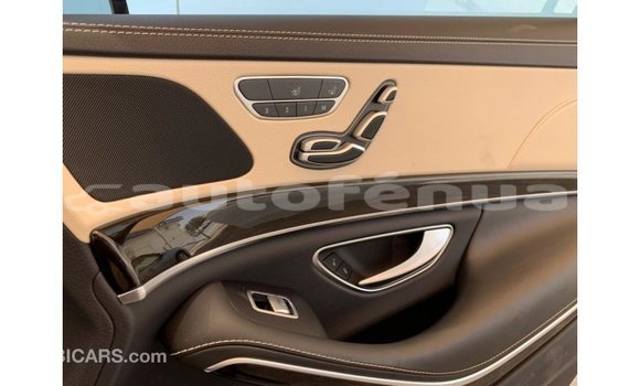 Acheter Import Voiture Mercedes-Benz 190 Blanc à Import - Dubai, Marquesas Acheter Import Voiture Mercedes-Benz 190 Blanc à Import - Dubai, Marquesas