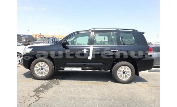 Acheter Import Voiture Toyota Land Cruiser Noir à Import - Dubai, Marquesas Acheter Import Voiture Toyota Land Cruiser Noir à Import - Dubai, Marquesas