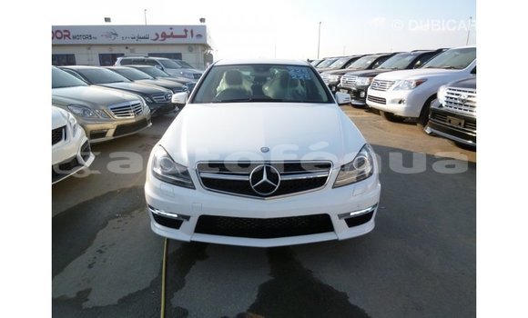 Buy Import Mercedes-Benz 200 White Car in Import - Dubai in Marquesas Buy Import Mercedes-Benz 200 White Car in Import - Dubai in Marquesas