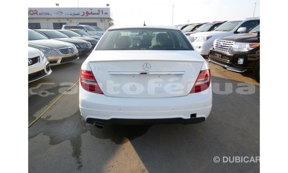 Buy Import Mercedes-Benz 200 White Car in Import - Dubai in Marquesas Buy Import Mercedes-Benz 200 White Car in Import - Dubai in Marquesas