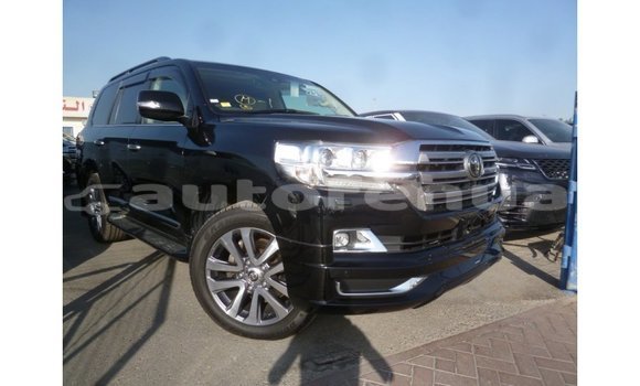 Buy Import Toyota Land Cruiser Black Car in Import - Dubai in Marquesas