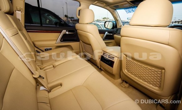 Buy Import Toyota Land Cruiser White Car in Import - Dubai in Marquesas Buy Import Toyota Land Cruiser White Car in Import - Dubai in Marquesas