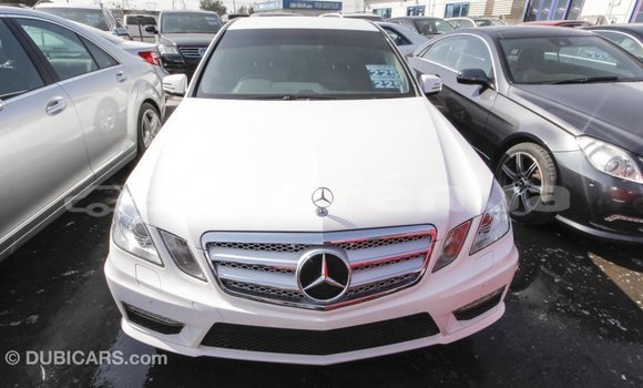 Buy Import Mercedes-Benz 200 White Car in Import - Dubai in Marquesas Buy Import Mercedes-Benz 200 White Car in Import - Dubai in Marquesas
