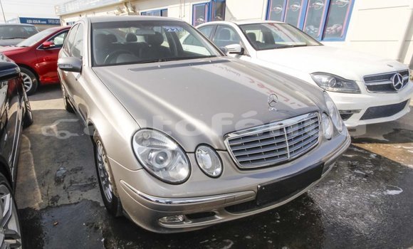 Buy Import Mercedes-Benz 200 Other Car in Import - Dubai in Marquesas