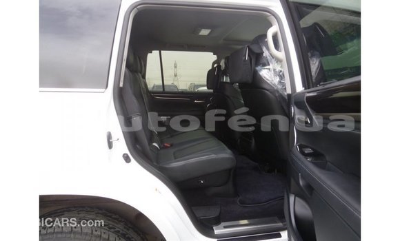 Buy Import Lexus LX White Car in Import - Dubai in Marquesas Buy Import Lexus LX White Car in Import - Dubai in Marquesas