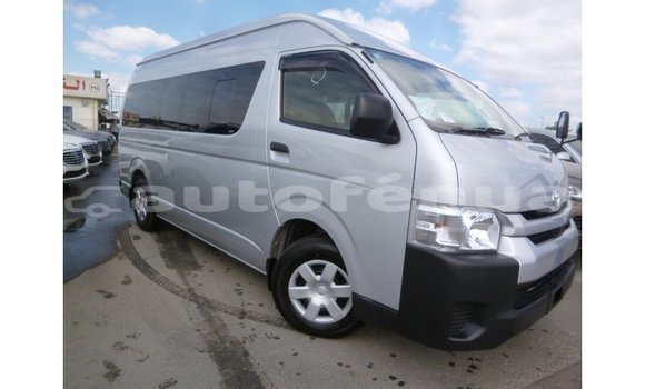 Buy Import Toyota Hiace Other Car in Import - Dubai in Marquesas