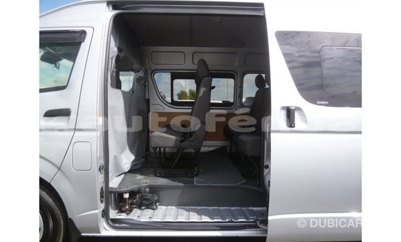 Acheter Import Voiture Toyota Hiace Autre à Import - Dubai, Marquesas Acheter Import Voiture Toyota Hiace Autre à Import - Dubai, Marquesas