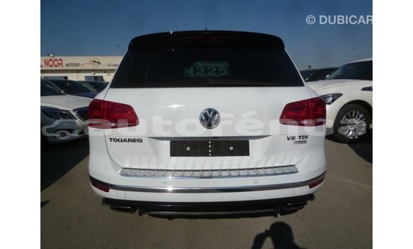 Buy Import Volkswagen Touareg White Car in Import - Dubai in Marquesas Buy Import Volkswagen Touareg White Car in Import - Dubai in Marquesas
