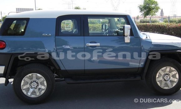 Acheter Import Voiture Toyota FJ Cruiser Bleu à Import - Dubai, Marquesas Acheter Import Voiture Toyota FJ Cruiser Bleu à Import - Dubai, Marquesas