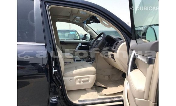 Buy Import Toyota Land Cruiser Black Car in Import - Dubai in Marquesas Buy Import Toyota Land Cruiser Black Car in Import - Dubai in Marquesas