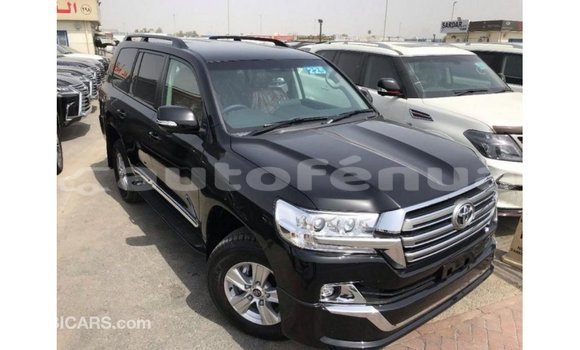 Buy Import Toyota Land Cruiser Black Car in Import - Dubai in Marquesas Buy Import Toyota Land Cruiser Black Car in Import - Dubai in Marquesas