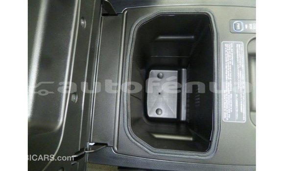 Acheter Import Voiture Toyota Land Cruiser Noir à Import - Dubai, Marquesas Acheter Import Voiture Toyota Land Cruiser Noir à Import - Dubai, Marquesas