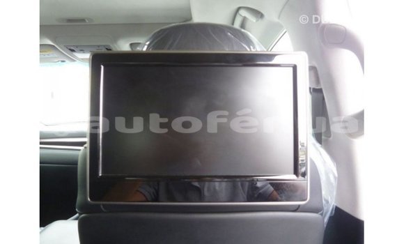 Acheter Import Voiture Lexus LX Blanc à Import - Dubai, Marquesas Acheter Import Voiture Lexus LX Blanc à Import - Dubai, Marquesas