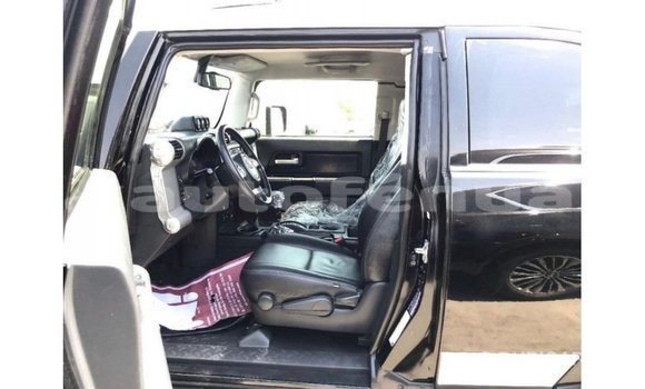 Acheter Import Voiture Toyota FJ Cruiser Noir à Import - Dubai, Marquesas Acheter Import Voiture Toyota FJ Cruiser Noir à Import - Dubai, Marquesas