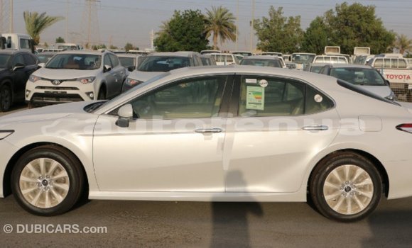 Acheter Import Voiture Toyota Camry Blanc à Import - Dubai, Marquesas Acheter Import Voiture Toyota Camry Blanc à Import - Dubai, Marquesas