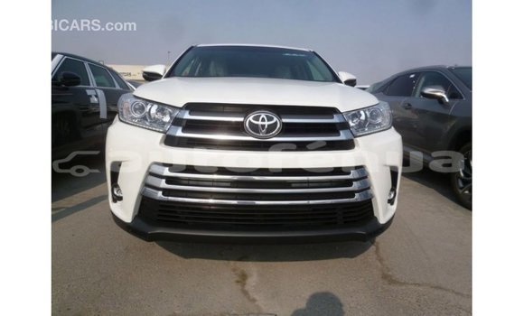Buy Import Toyota Kluger White Car in Import - Dubai in Marquesas Buy Import Toyota Kluger White Car in Import - Dubai in Marquesas