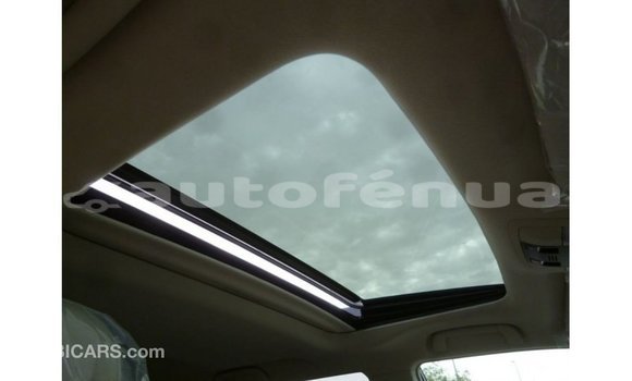 Buy Import Toyota Prado White Car in Import - Dubai in Marquesas Buy Import Toyota Prado White Car in Import - Dubai in Marquesas