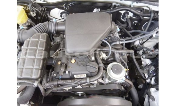 Buy Import Toyota Prado White Car in Import - Dubai in Marquesas Buy Import Toyota Prado White Car in Import - Dubai in Marquesas