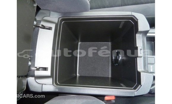 Buy Import Toyota Prado White Car in Import - Dubai in Marquesas Buy Import Toyota Prado White Car in Import - Dubai in Marquesas