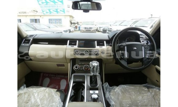 Buy Import Land Rover Range Rover Other Car in Import - Dubai in Marquesas Buy Import Land Rover Range Rover Other Car in Import - Dubai in Marquesas