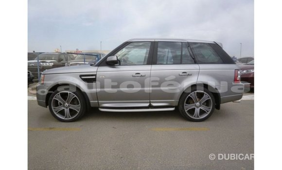 Buy Import Land Rover Range Rover Other Car in Import - Dubai in Marquesas Buy Import Land Rover Range Rover Other Car in Import - Dubai in Marquesas