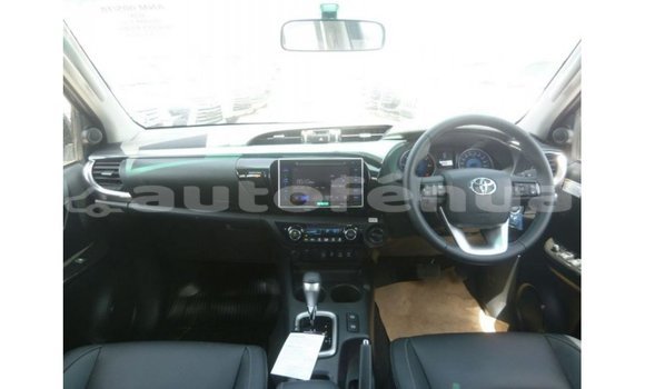 Acheter Import Voiture Toyota Hilux Noir à Import - Dubai, Marquesas Acheter Import Voiture Toyota Hilux Noir à Import - Dubai, Marquesas