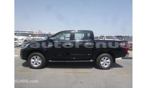 Acheter Import Voiture Toyota Hilux Noir à Import - Dubai, Marquesas Acheter Import Voiture Toyota Hilux Noir à Import - Dubai, Marquesas