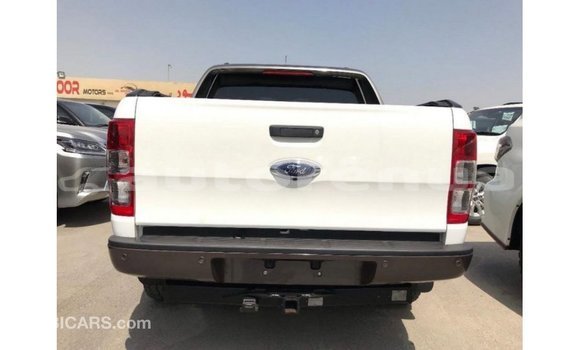 Acheter Import Voiture Ford Ranger Blanc à Import - Dubai, Marquesas Acheter Import Voiture Ford Ranger Blanc à Import - Dubai, Marquesas