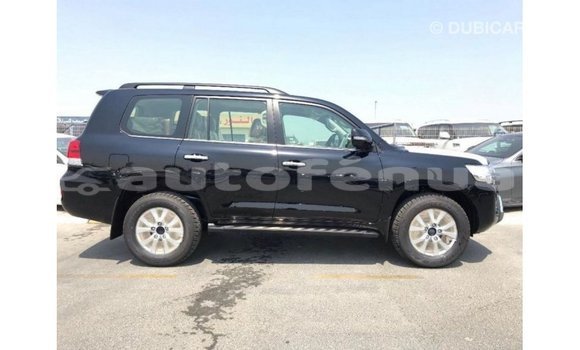 Buy Import Toyota Land Cruiser Black Car in Import - Dubai in Marquesas Buy Import Toyota Land Cruiser Black Car in Import - Dubai in Marquesas