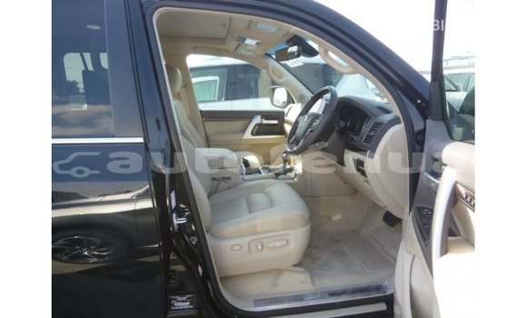 Buy Import Toyota Land Cruiser Black Car in Import - Dubai in Marquesas Buy Import Toyota Land Cruiser Black Car in Import - Dubai in Marquesas