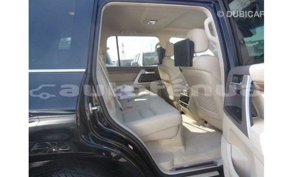 Buy Import Toyota Land Cruiser Black Car in Import - Dubai in Marquesas Buy Import Toyota Land Cruiser Black Car in Import - Dubai in Marquesas