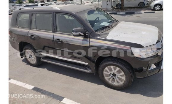 Acheter Import Voiture Toyota Land Cruiser Noir à Import - Dubai, Marquesas Acheter Import Voiture Toyota Land Cruiser Noir à Import - Dubai, Marquesas