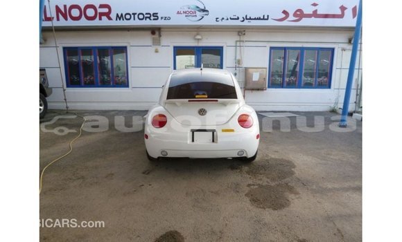Buy Import Volkswagen Beetle White Car in Import - Dubai in Marquesas Buy Import Volkswagen Beetle White Car in Import - Dubai in Marquesas