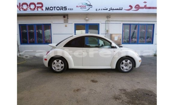 Buy Import Volkswagen Beetle White Car in Import - Dubai in Marquesas Buy Import Volkswagen Beetle White Car in Import - Dubai in Marquesas