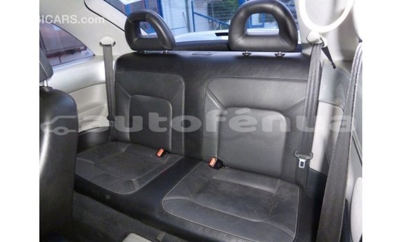 Buy Import Volkswagen Beetle White Car in Import - Dubai in Marquesas Buy Import Volkswagen Beetle White Car in Import - Dubai in Marquesas