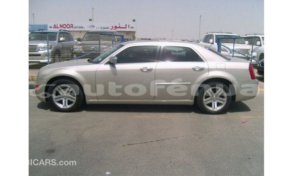 Acheter Import Voiture Chrysler 300 Beige à Import - Dubai, Marquesas Acheter Import Voiture Chrysler 300 Beige à Import - Dubai, Marquesas