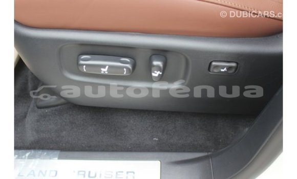 Acheter Import Voiture Toyota Land Cruiser Blanc à Import - Dubai, Marquesas Acheter Import Voiture Toyota Land Cruiser Blanc à Import - Dubai, Marquesas