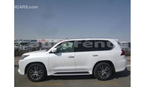 Buy Import Lexus LX White Car in Import - Dubai in Marquesas Buy Import Lexus LX White Car in Import - Dubai in Marquesas