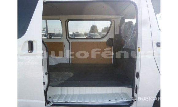 Buy Import Toyota Hiace White Car in Import - Dubai in Marquesas Buy Import Toyota Hiace White Car in Import - Dubai in Marquesas