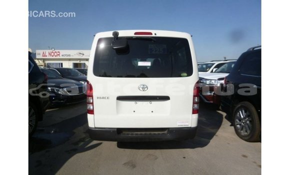 Acheter Import Voiture Toyota Hiace Blanc à Import - Dubai, Marquesas Acheter Import Voiture Toyota Hiace Blanc à Import - Dubai, Marquesas