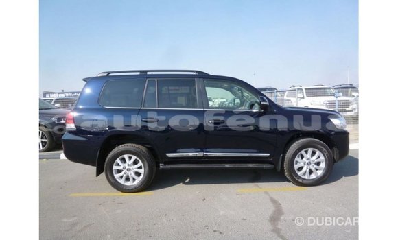 Acheter Import Voiture Toyota Land Cruiser Bleu à Import - Dubai, Marquesas Acheter Import Voiture Toyota Land Cruiser Bleu à Import - Dubai, Marquesas