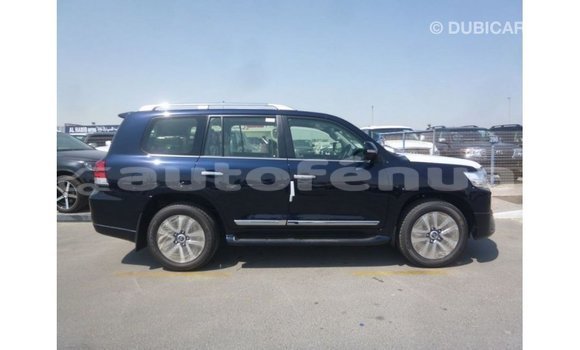 Buy Import Toyota Land Cruiser Blue Car in Import - Dubai in Marquesas Buy Import Toyota Land Cruiser Blue Car in Import - Dubai in Marquesas